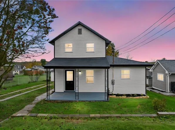 45 4th Ave, Burgettstown, PA 15021