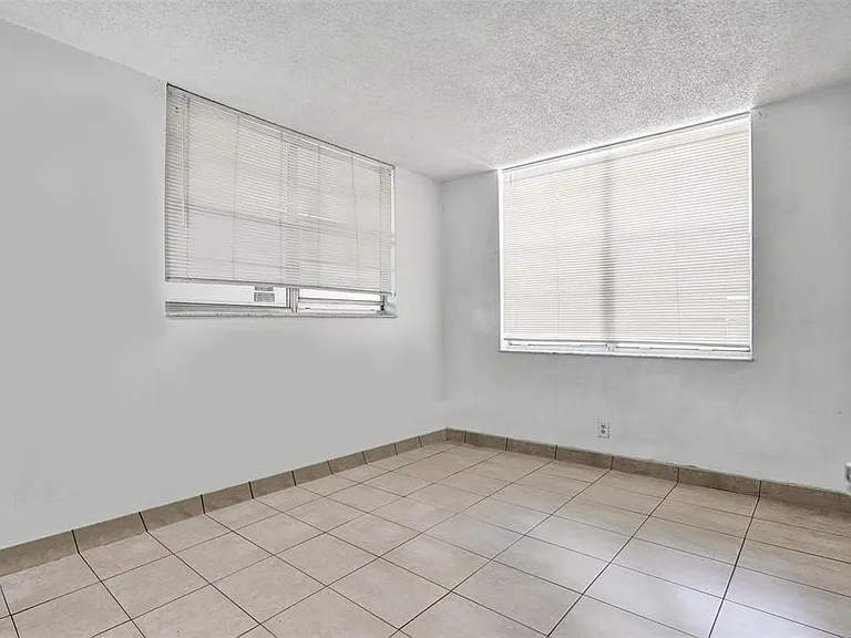 9440 Poinciana Pl #101 — Photo 13