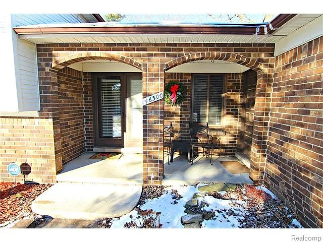 46500 Maidstone Rd photo 1