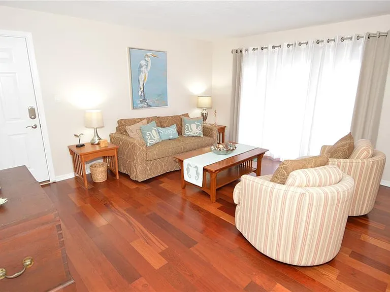213 Seahorse Dr SE #B — Photo 15