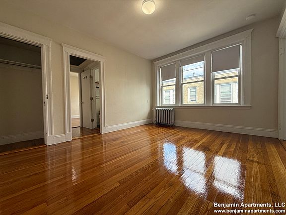 3rd image of 1171 Boylston St APT 37