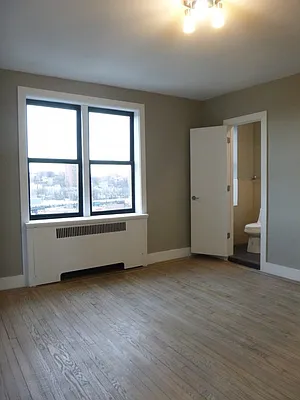 Rented by Bohemia Realty Group | media 8