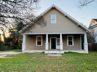 1127 Maple St, Columbia, SC 29205