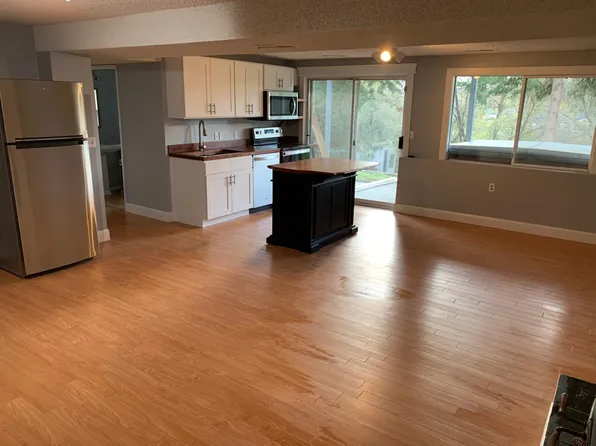 313 13th Ave, Milton, WA 98354