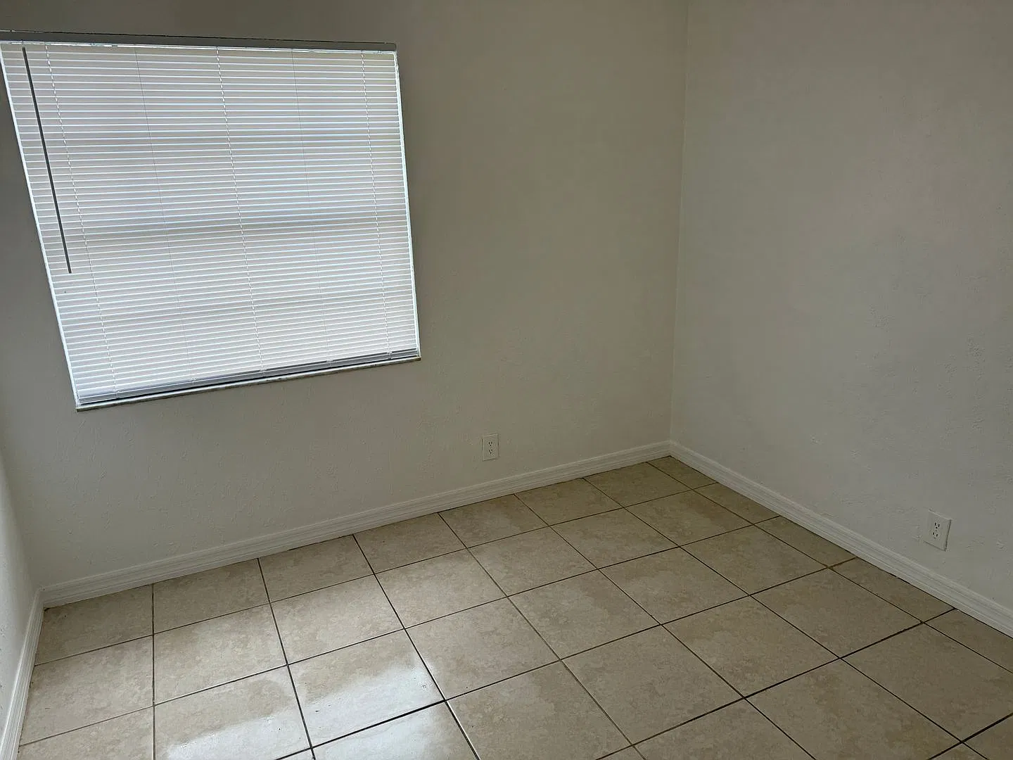 3 Bed Home for Rent! — Photo 3