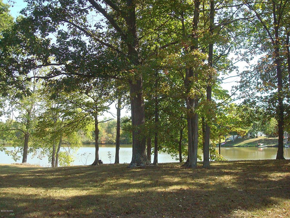 1st image of 4270 Grandview Dr