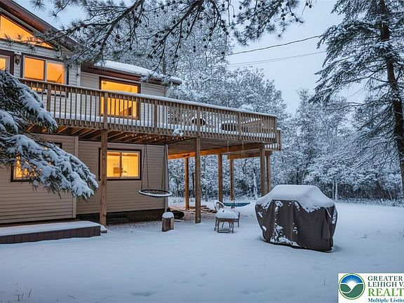 3rd image of 177 Elmwood Dr