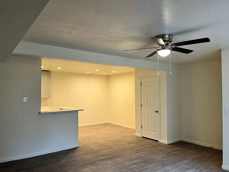 Master bedroom walk-in closet