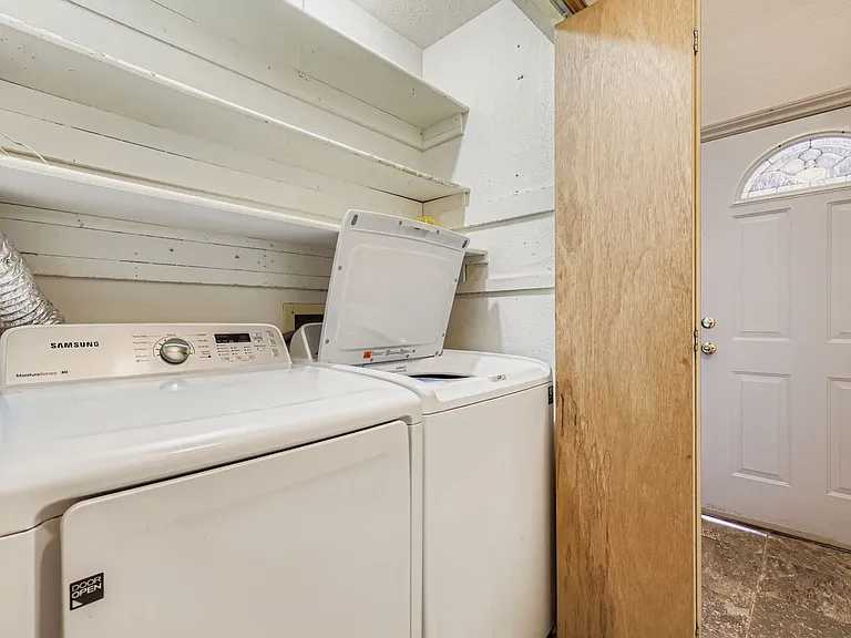 345 N Chipmunk Cir — Photo 17