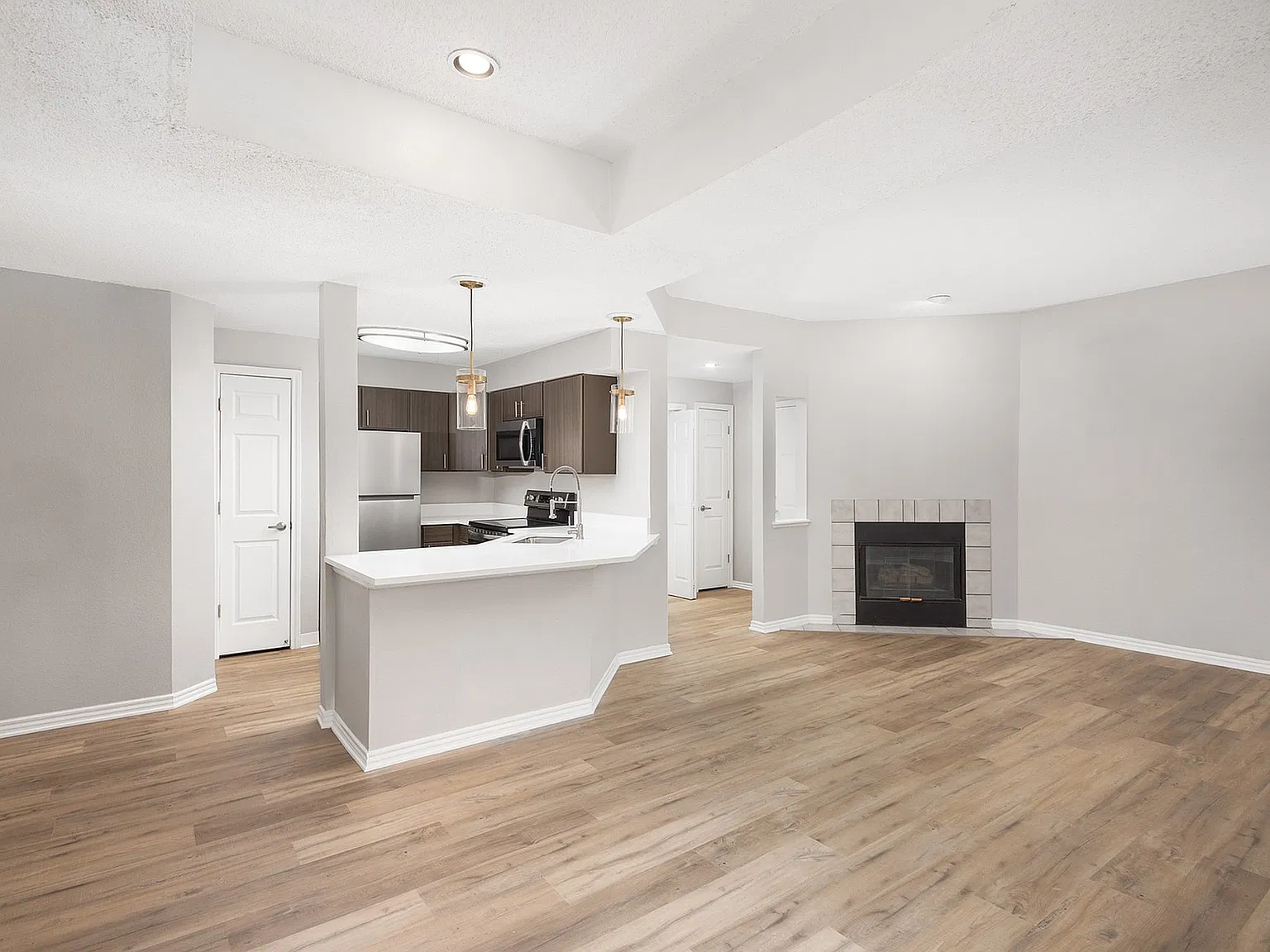 Avana Belmar — Photo 4