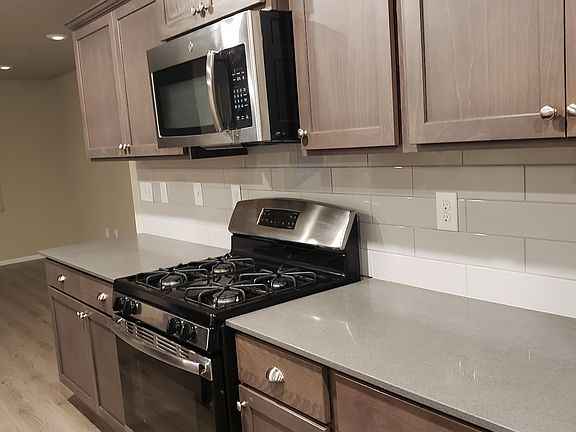 2nd image of 3540 Hoffman Hill Blvd