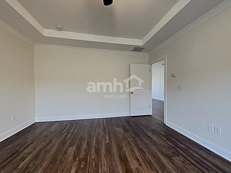 5760 Arbor Green Cir — Photo 11