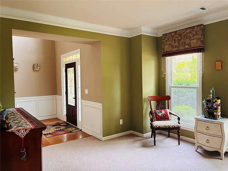 1035 Winding Bridge Way — Photo 10
