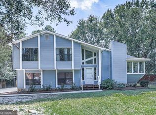 3051 W County Line Rd, Lithia Springs, GA 30122