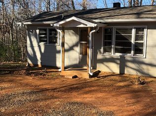 1039 Power Dam Rd, Walnut Cove, NC 27052