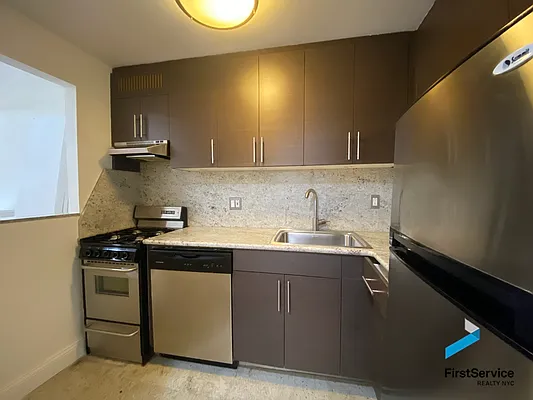 Rented by FirstService Realty (legacy) | media 13