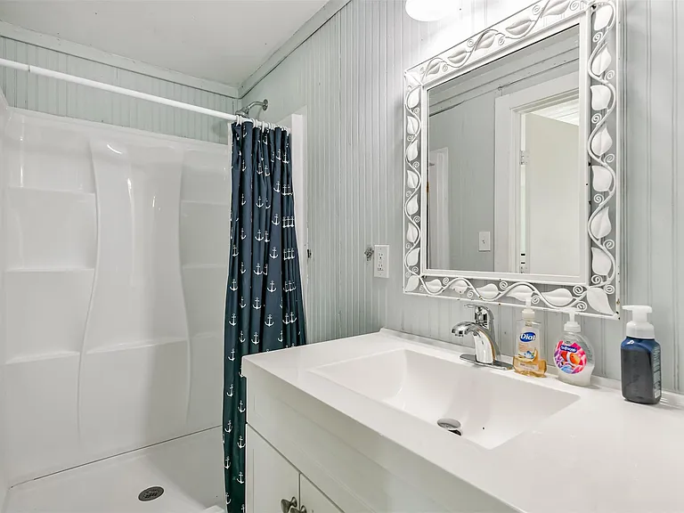 16904 Beachcomber Dr — Photo 38