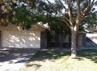 1230 Crystal Way, Madera, CA 93637
