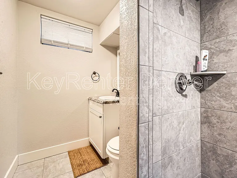 10462 Carlile St — Photo 10
