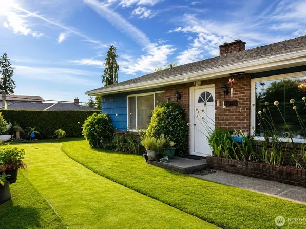 1323 Violet Meadow Street S, Tacoma, WA 98444