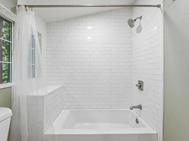 21567 Starrett Hill Dr — Photo 38