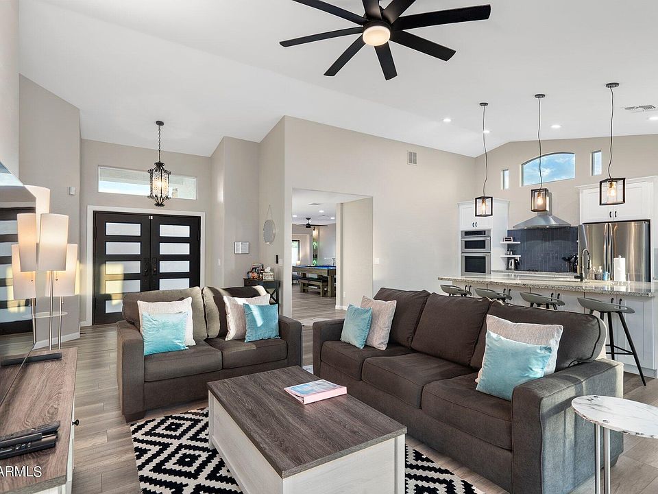 1st image of 3438 N 30TH Street