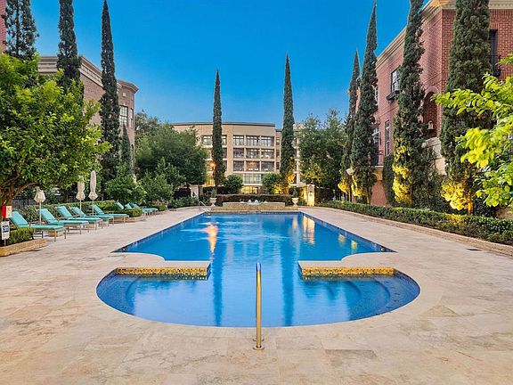 2nd image of 3030 Post Oak Blvd Unit 812