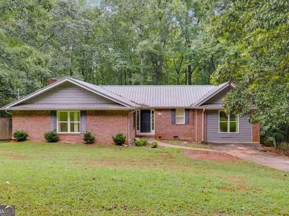 56 Rolling Hills Ln, Carrollton, GA 30116