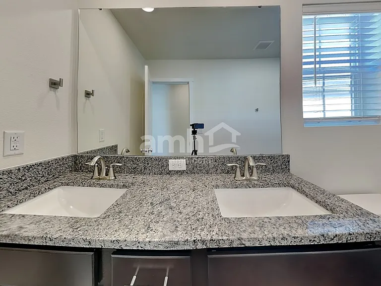 33018 Lookout Ln — Photo 15