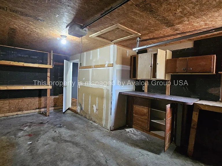 6729 Champlain Rd — Photo 20