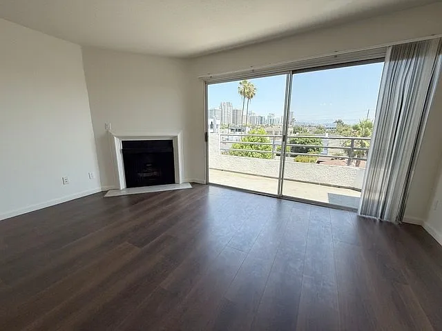 Midvale Towers — Photo 239