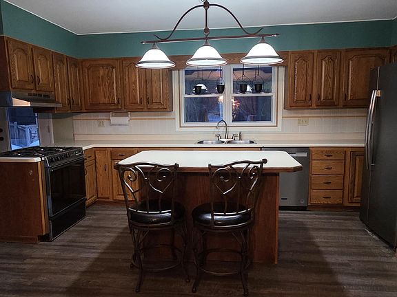 4th image of 567 Long Rapids Rd