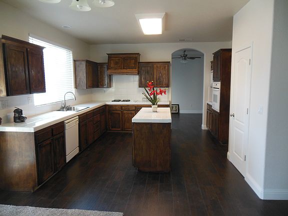 4th image of 5855 E Florence Ave