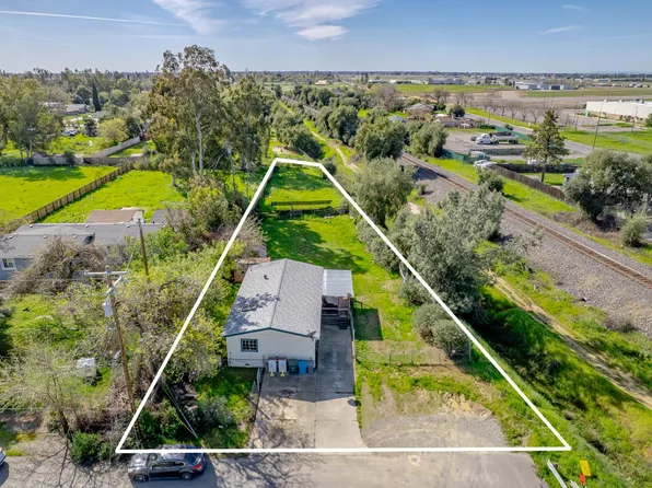 1524 2nd Ave, Olivehurst, CA 95961