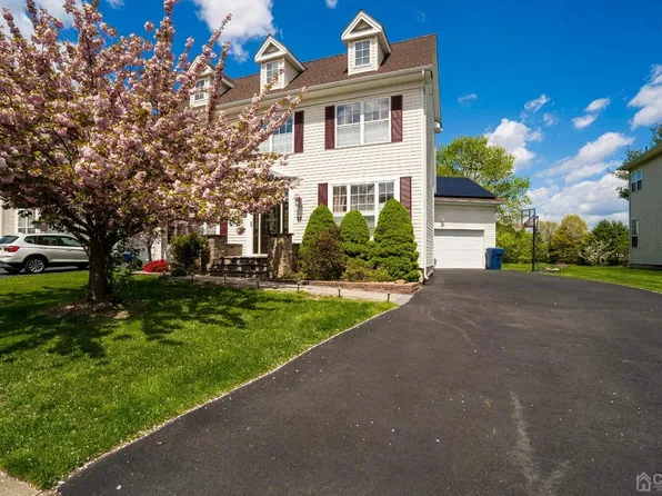 47 Timber Ridge Rd, North Brunswick, NJ 08902