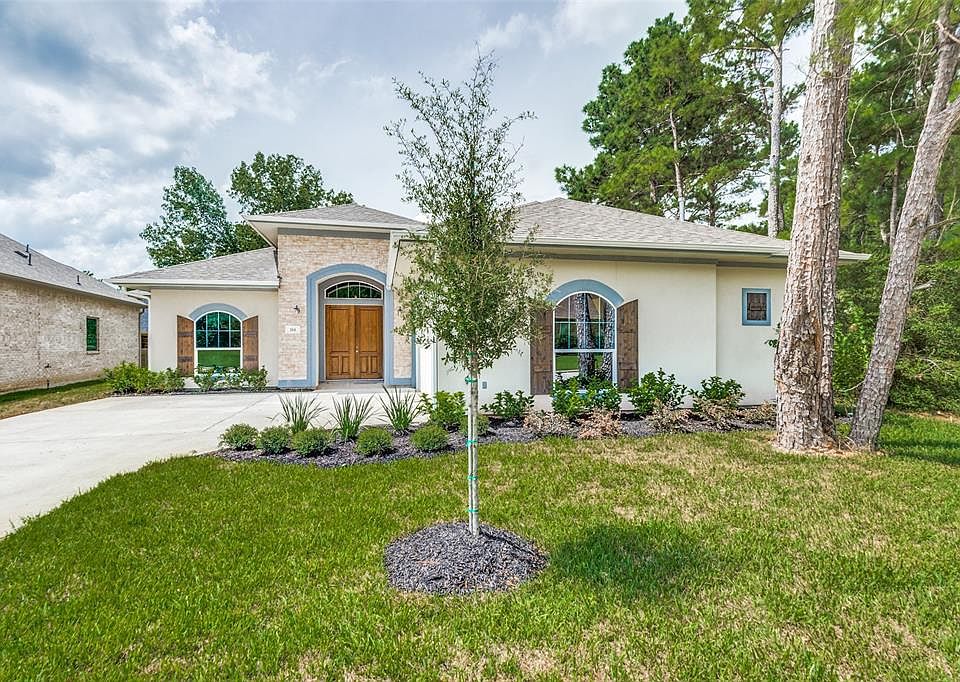 2nd image of 144 Monterrey Rd W