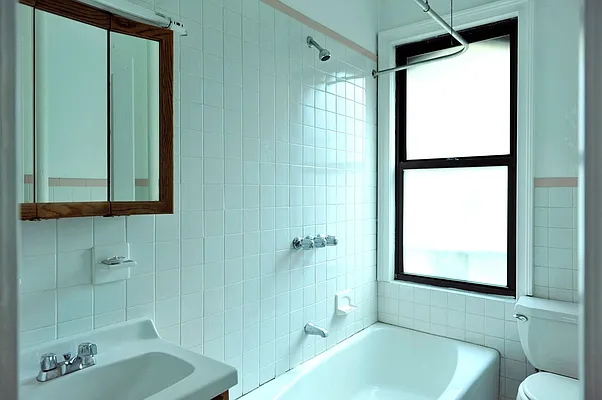 Sold by Dream NYC LLC | media 6