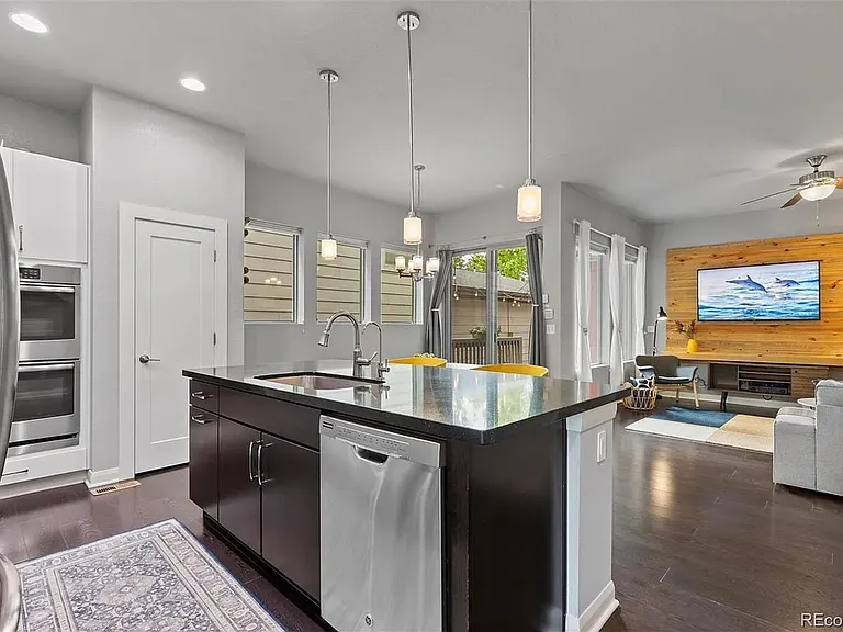 6771 Raritan Dr — Photo 5