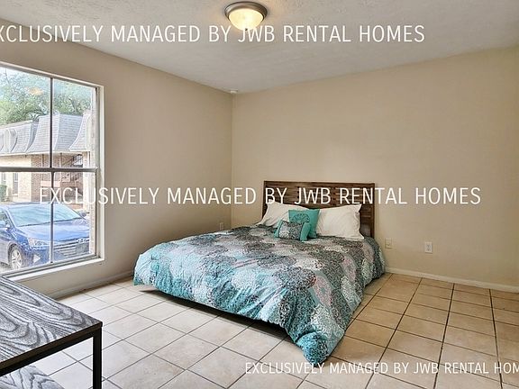 5th image of 7201 Arlington Expy APT 92