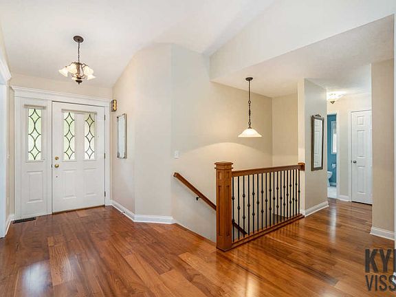 4th image of 2265 Burton Pines Dr SE