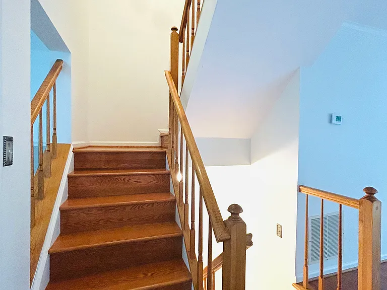 6072 Clay Spur Ct — Photo 12