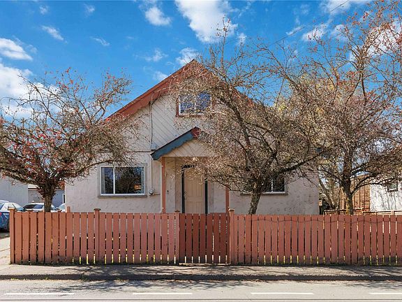 2nd image of 938 Hereward Rd