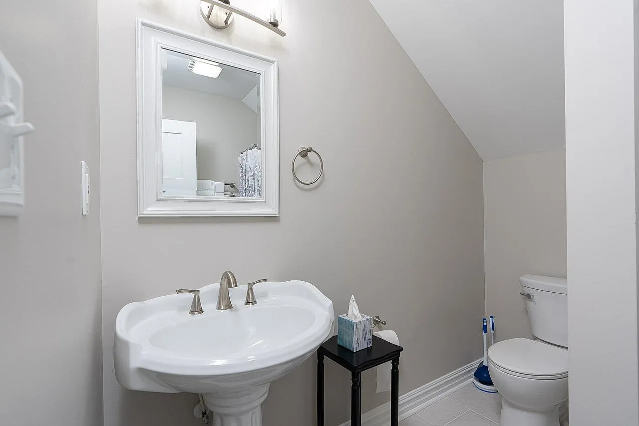 803 Drew St — Photo 1