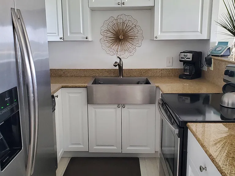 880 Mandalay Ave #C404 — Photo 11