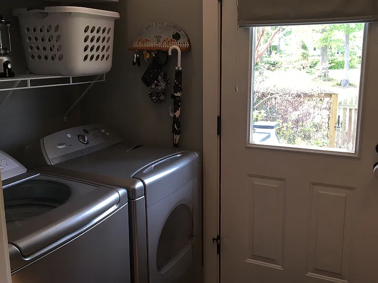 59 Grace Park — Photo 17