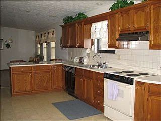 3rd image of 240 Township Road 1196