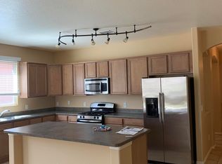 747 Temple Dr, Sierra Vista, AZ 85635