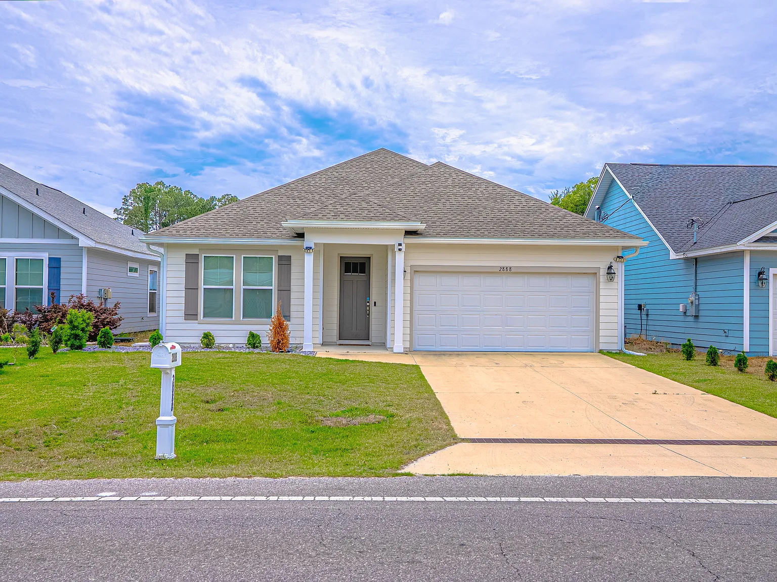 2888 Laurie Ave — Photo 3