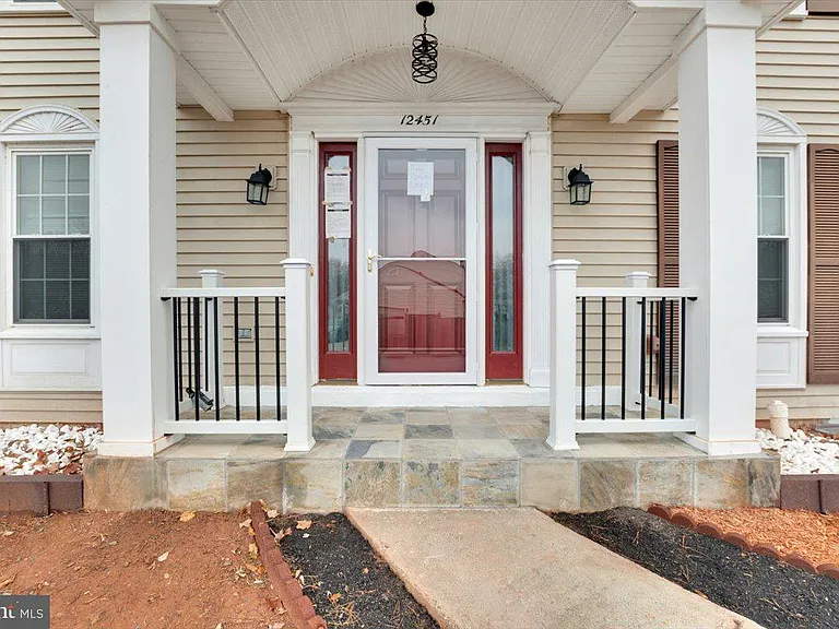 12451 Plowman Ct — Photo 2