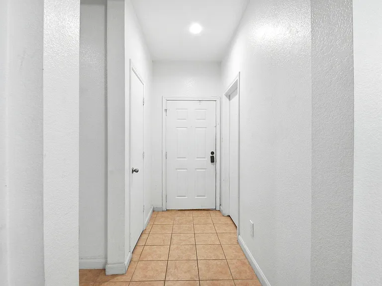 111 Thunder Basin Dr — Photo 7